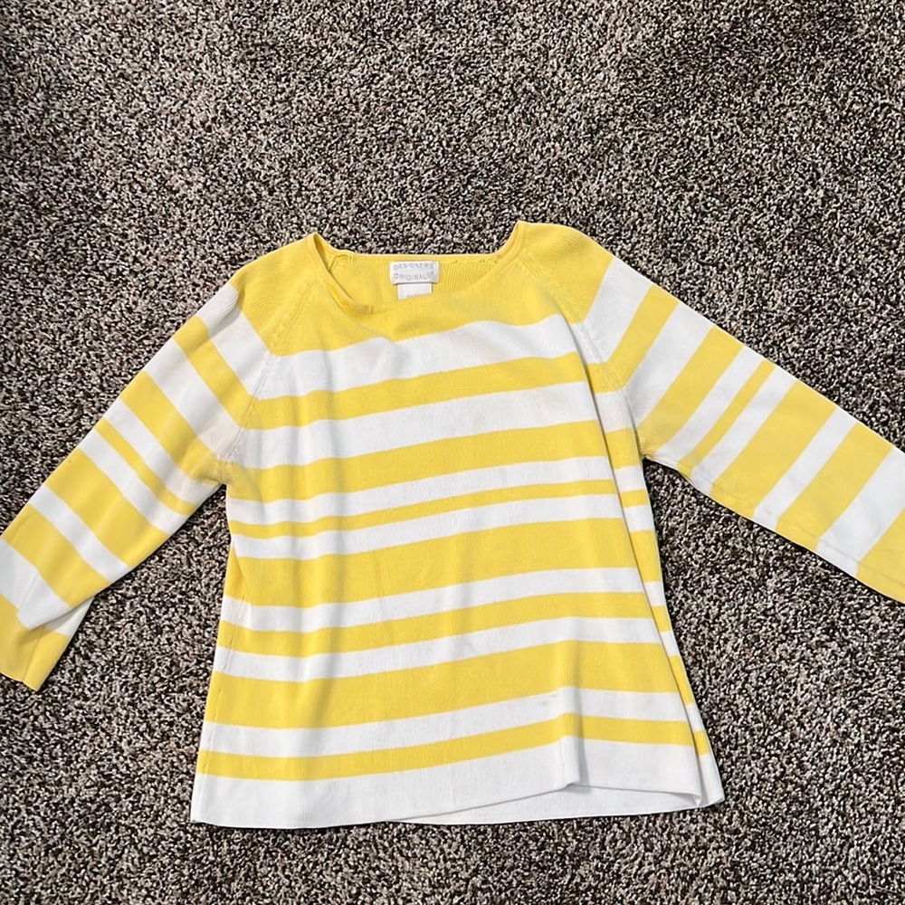 White and yellow striped sweater